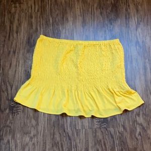Tube top flowy at the bottom (yellow)